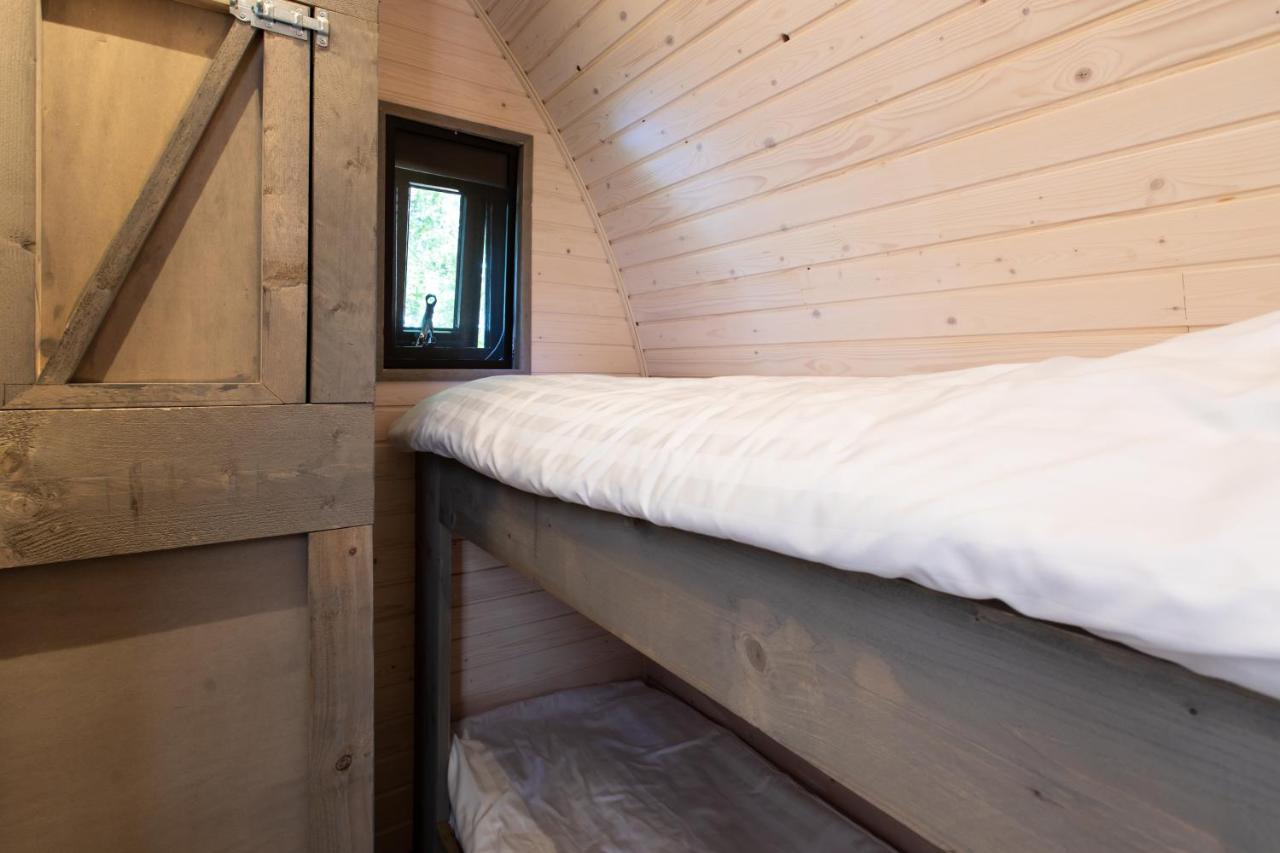 Pod Huisje Met Hottub Dokkum Kültér fotó